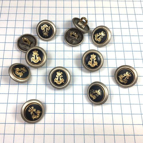 8 gold x 21 mm metal buttons